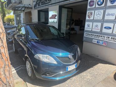 Lancia Ypsilon 1.2 69 CV 5 porte Gold