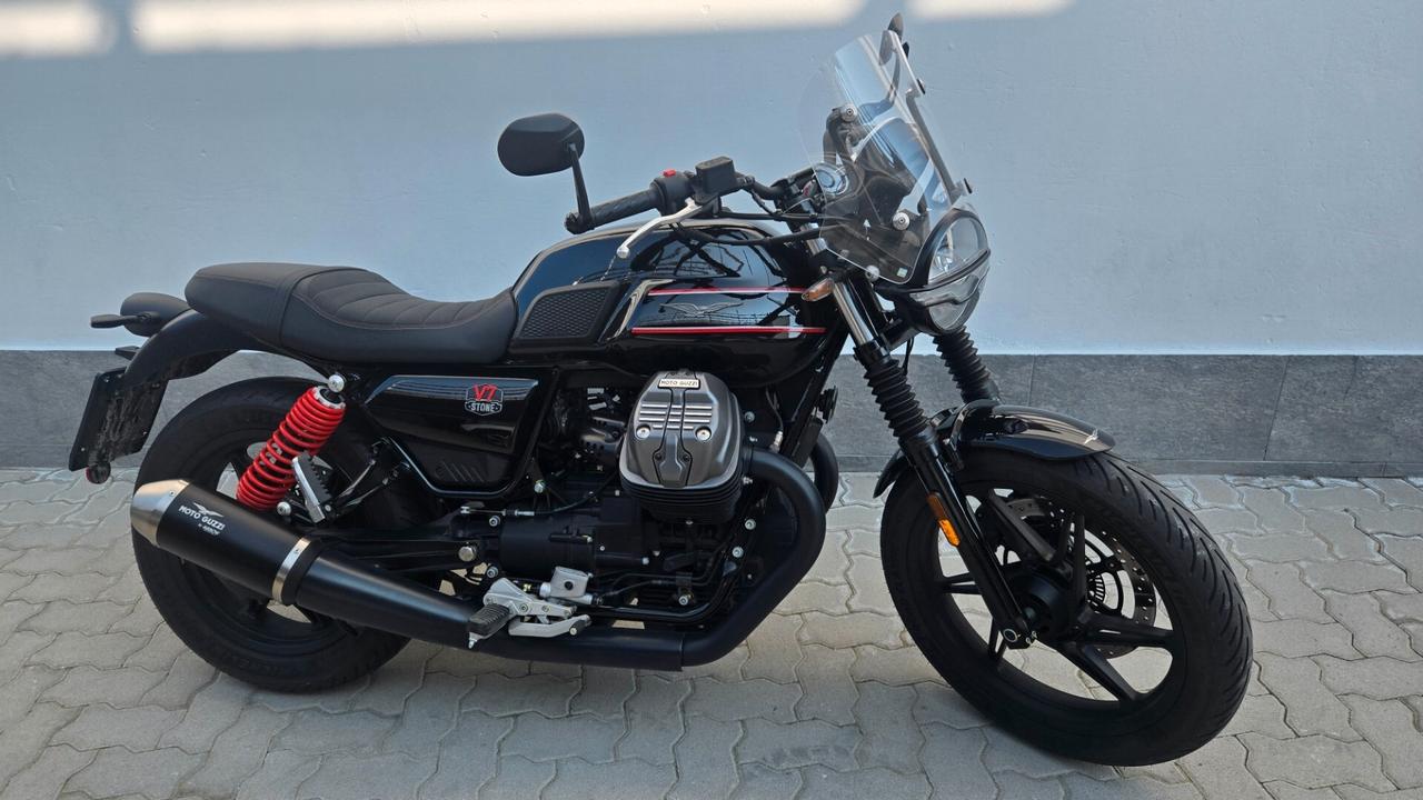 Moto Guzzi V7 SPECIAL EDITION