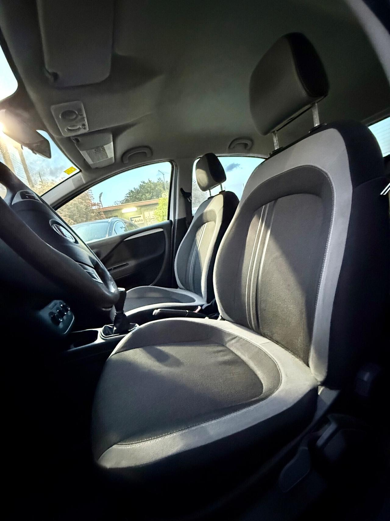 Fiat Punto 1.3 MJT II S&S 95 CV 5 porte Lounge,cerchi diamantati,comandi al volante,clima,ecc.
