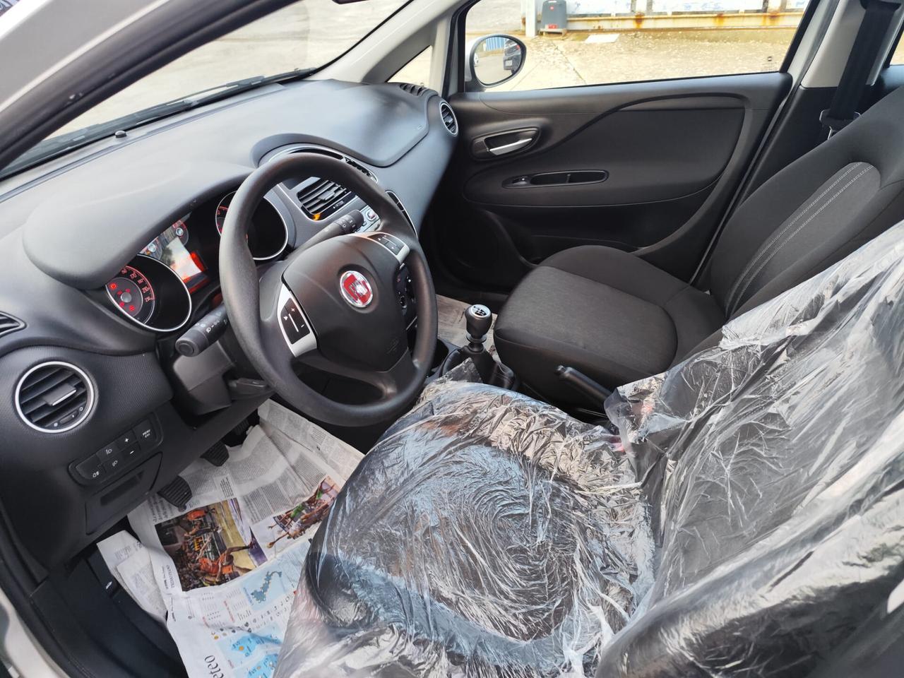 Fiat Punto 1.4 S&S 8V 5 porte Street