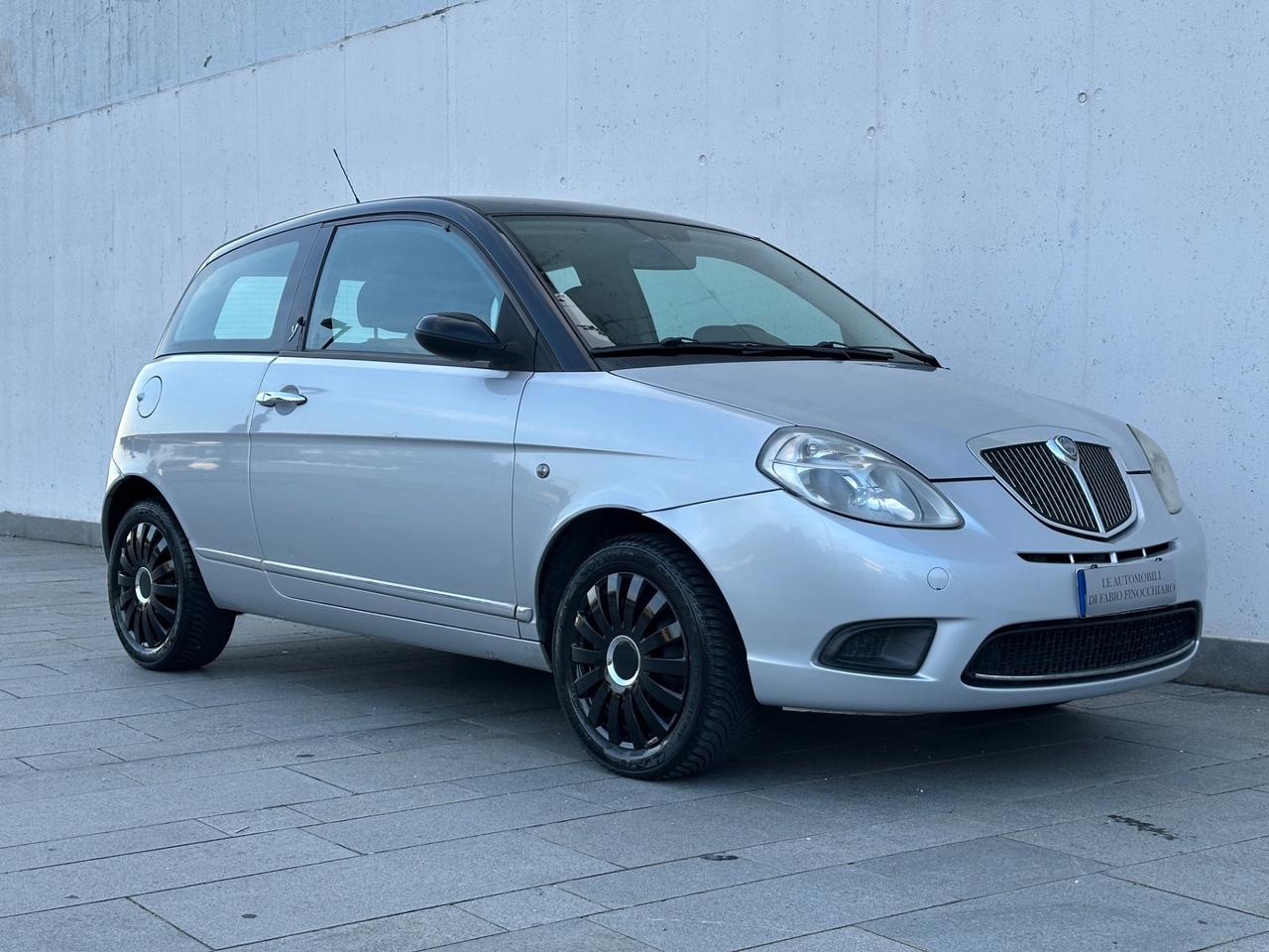 Lancia Ypsilon 1.2 Neopatentati