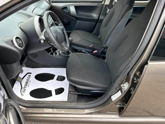 TOYOTA Aygo 1.0 69CV 5 porte Connect