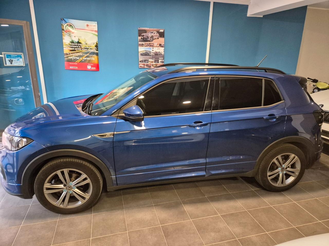 Volkswagen T-Cross 1.0 TSI R LINE