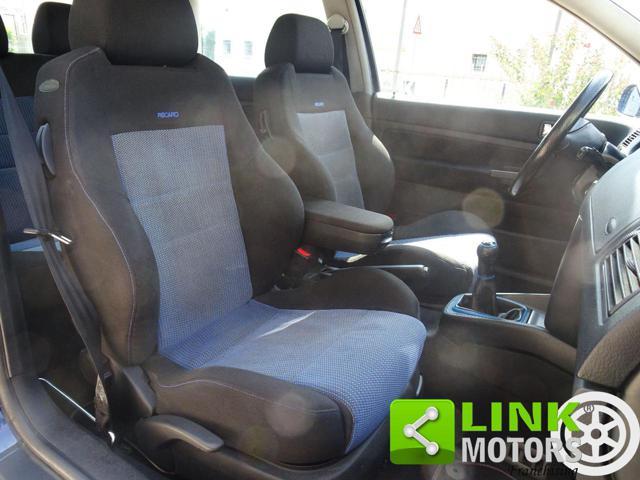 VOLKSWAGEN Golf 1.8 turbo 20V cat 3p. GTI