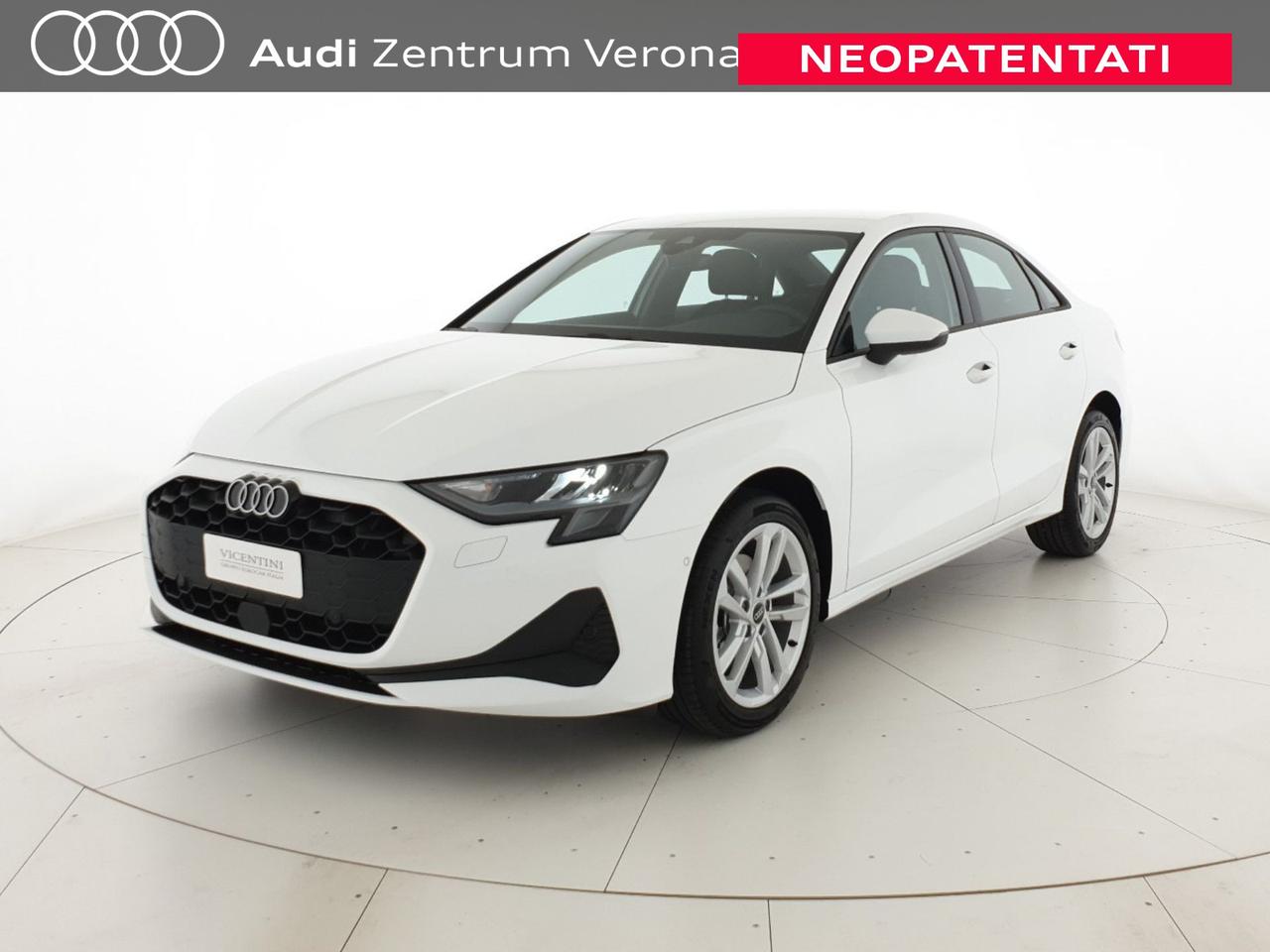 Sedan 30TFSI 116CV S tronic Business