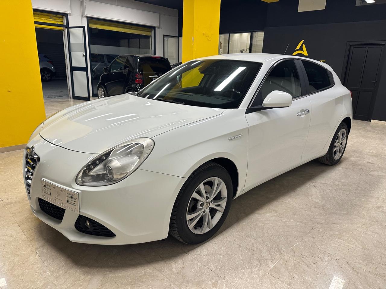 Alfa Romeo Giulietta 1.6 JTDm-2 105 CV Distinctive