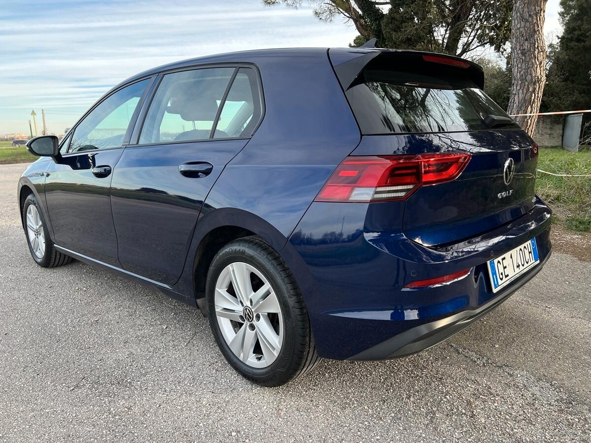 Volkswagen Golf 1.0 eTSI EVO DSG Life