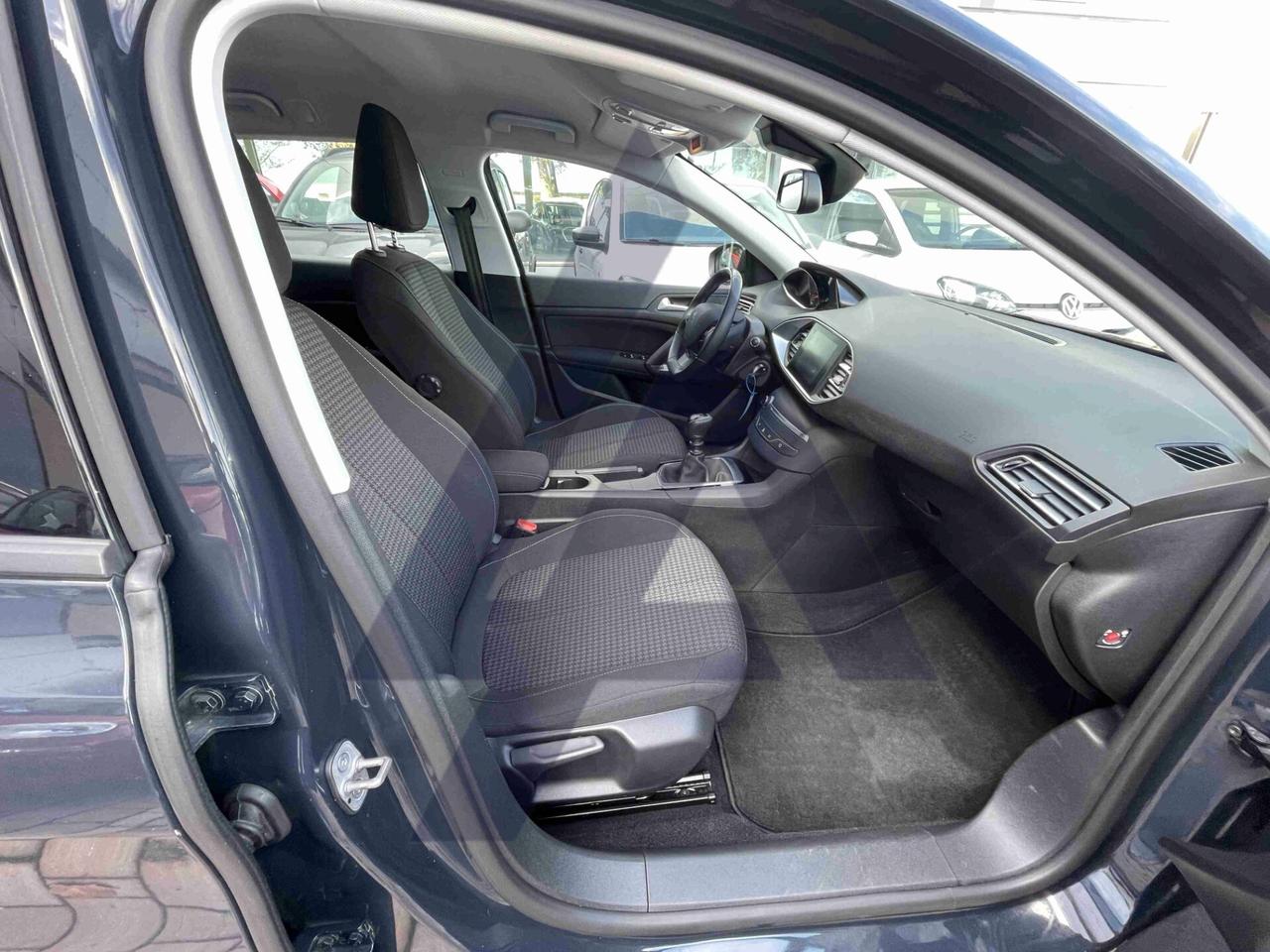 Peugeot 308 BlueHDi 100 S&S SW Business