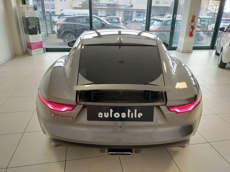 Jaguar F-Type F-Type 2.0 aut. Coupé 300 CV RWD