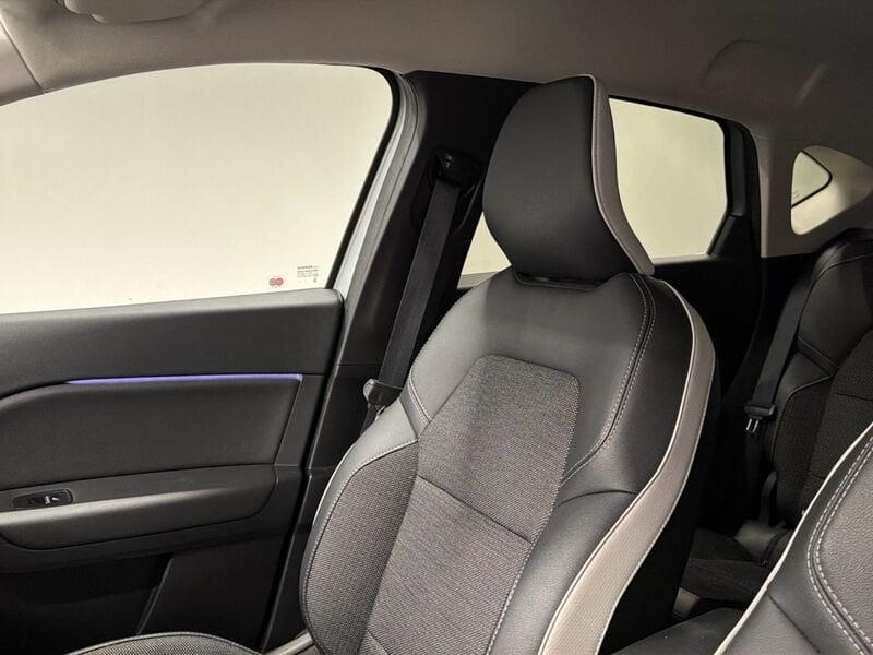 Renault Captur 1.6 E-TECH HYBRID 145CV
