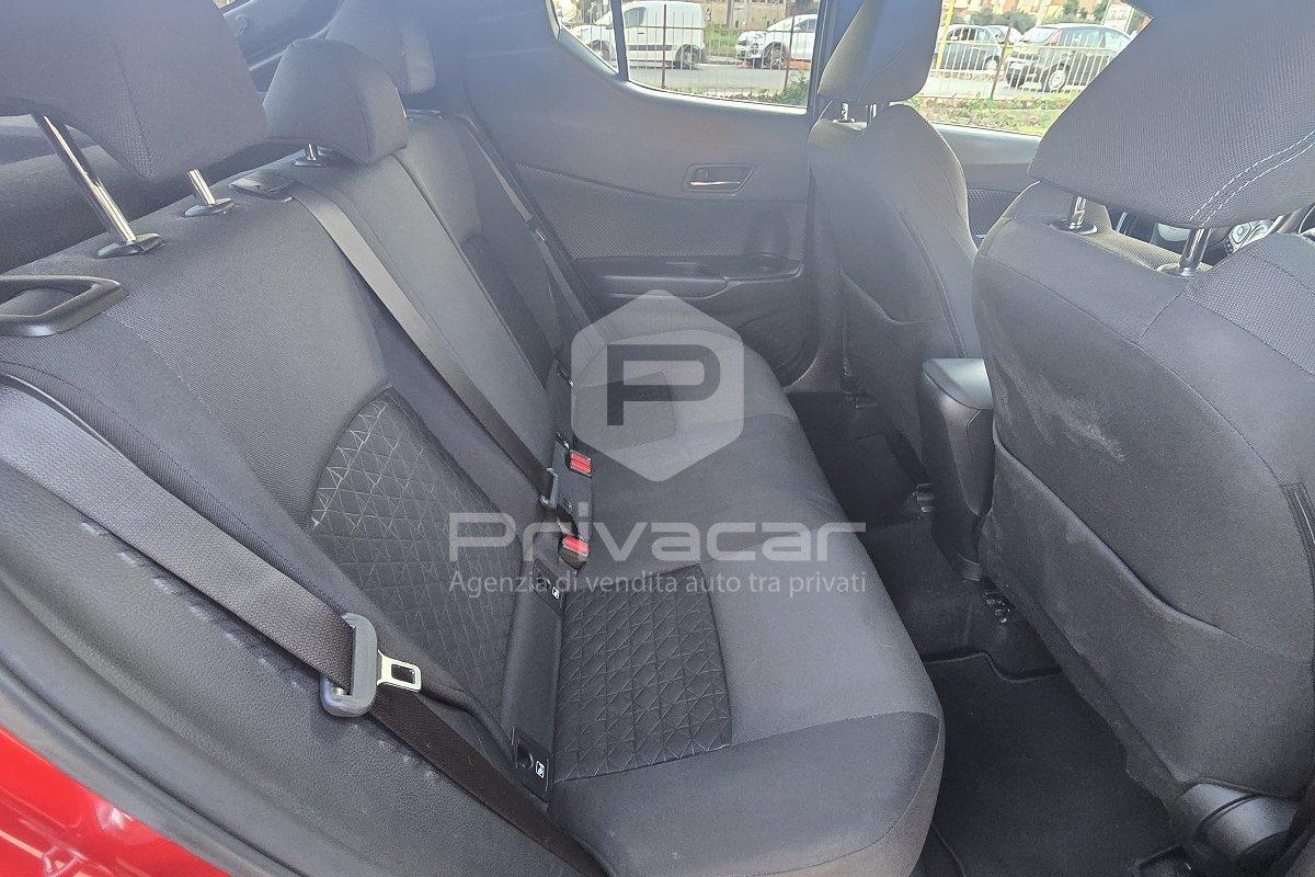 TOYOTA C-HR 1.8 Hybrid E-CVT Trend