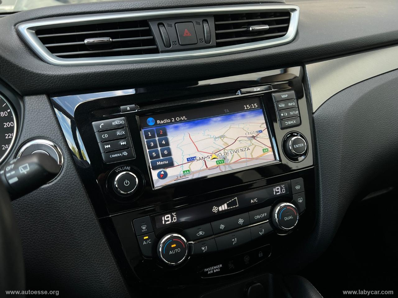 NISSAN Qashqai 1.2 DIG-T Tekna