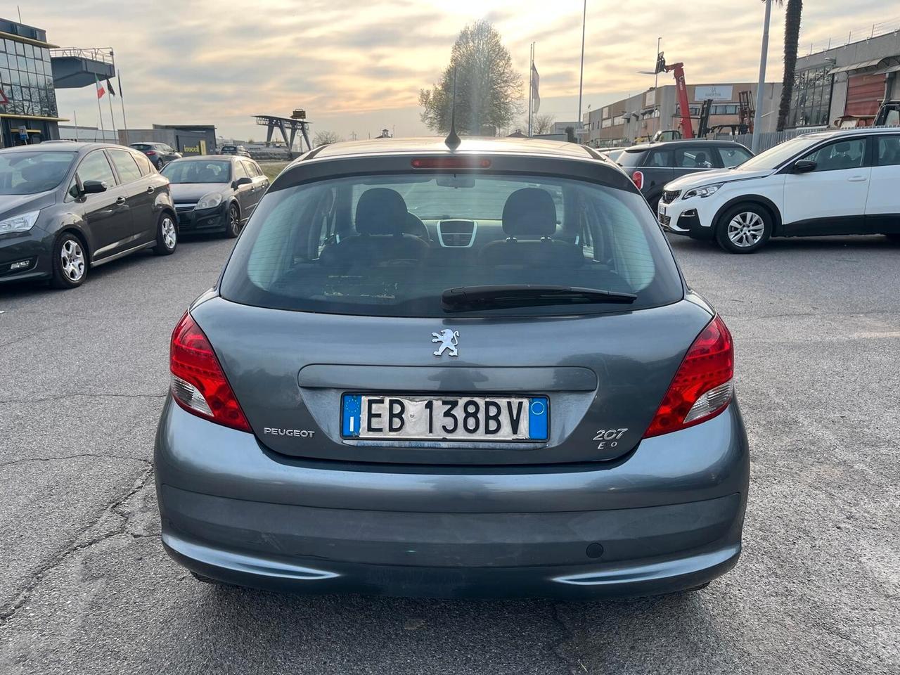 Peugeot 207 1.4 8V 75CV 3p. X Line ECO GPL