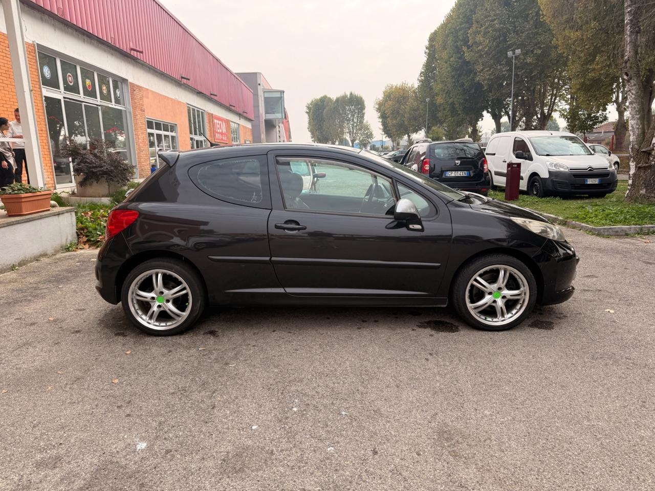 Peugeot 207 1.6 THP 150CV CC Féline