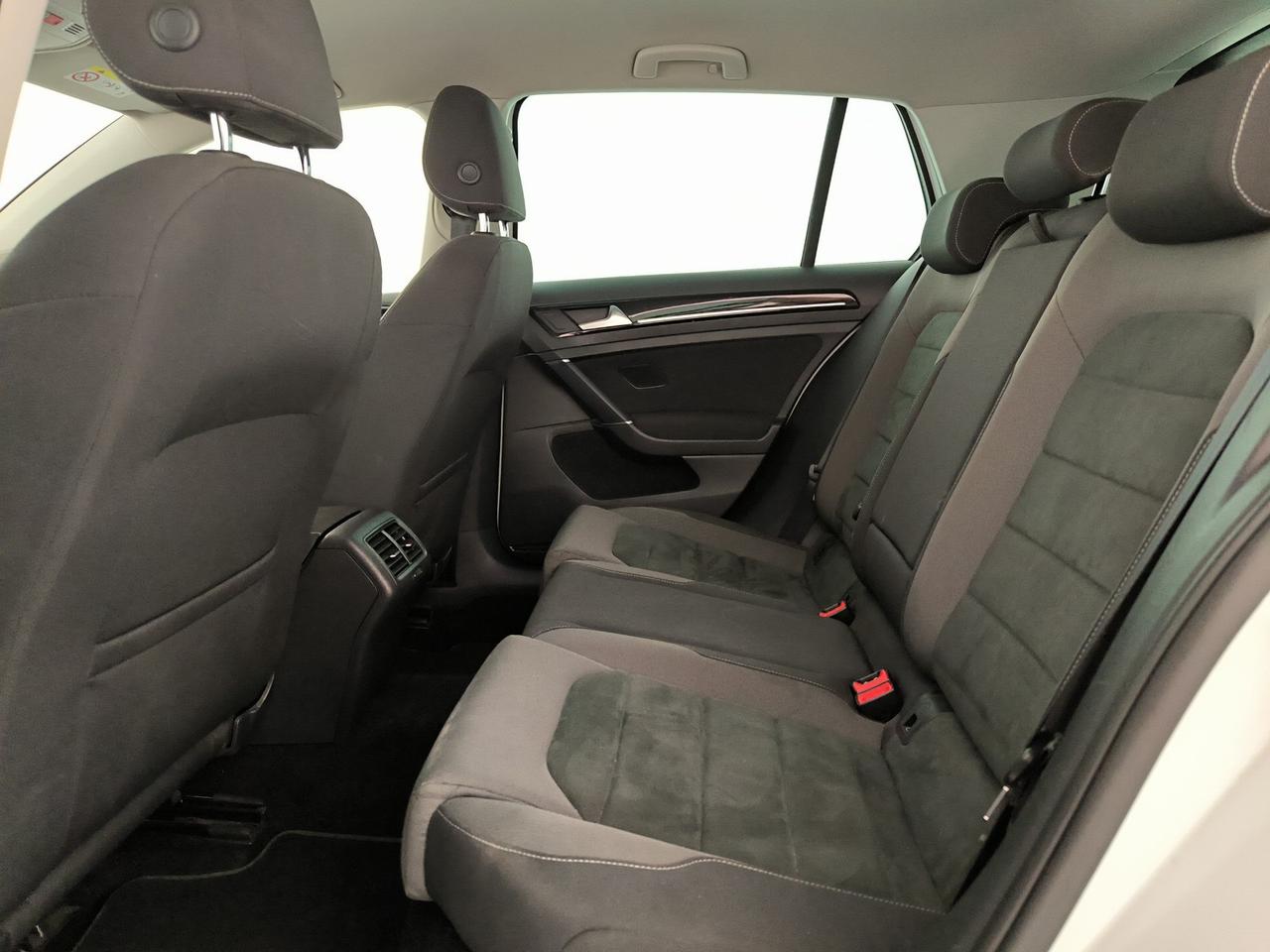 Volkswagen Golf 5p 1.5 tgi executive 130cv