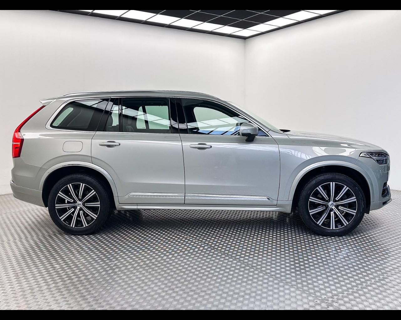 VOLVO XC90 B5 (d) AWD automatico Plus Bright