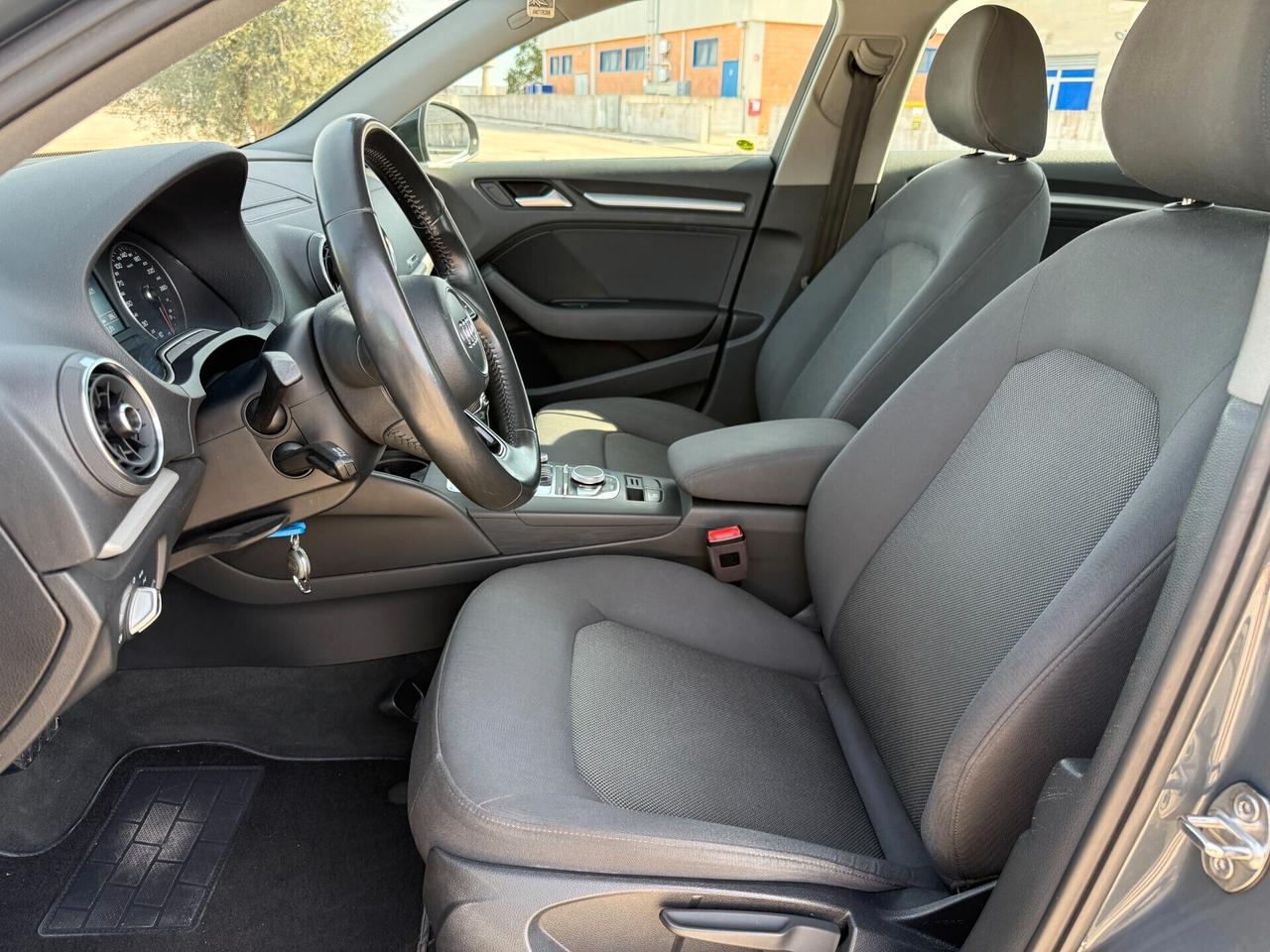 Audi A3 SPB 1.6 TDI 116 CV S tronic Sport