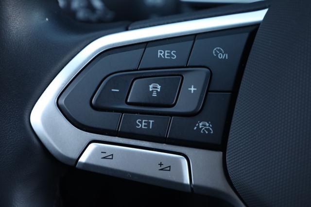 VOLKSWAGEN Taigo 1.0 TSI R-Line