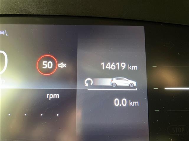 RENAULT Clio 1.0 TCe Techno