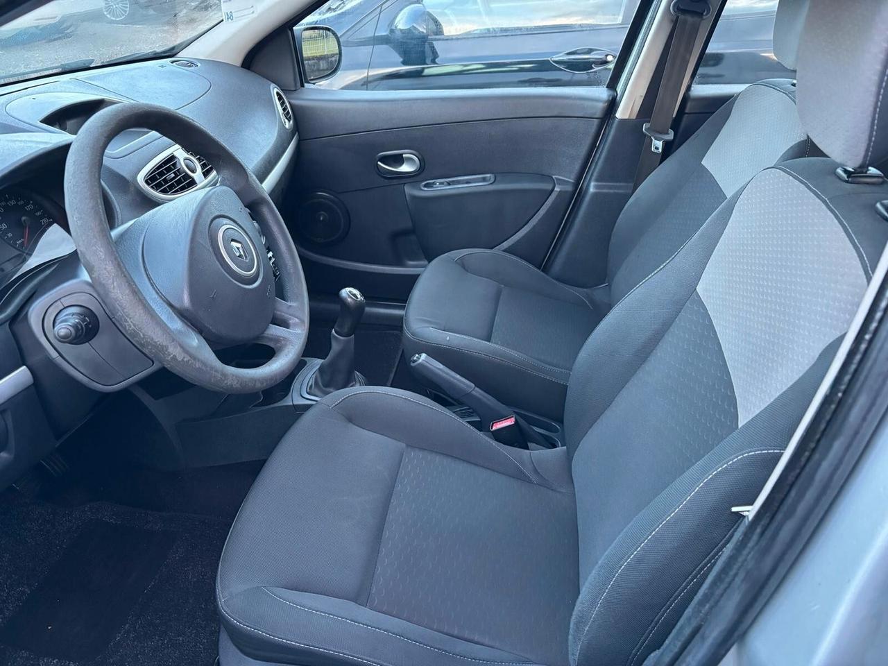 Renault Clio 1.2 5 porte - 2010