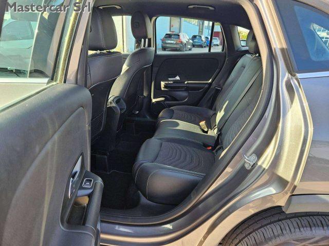 MERCEDES-BENZ GLA 250 GLA e phev (eq-power) Business Extra auto - GP698T