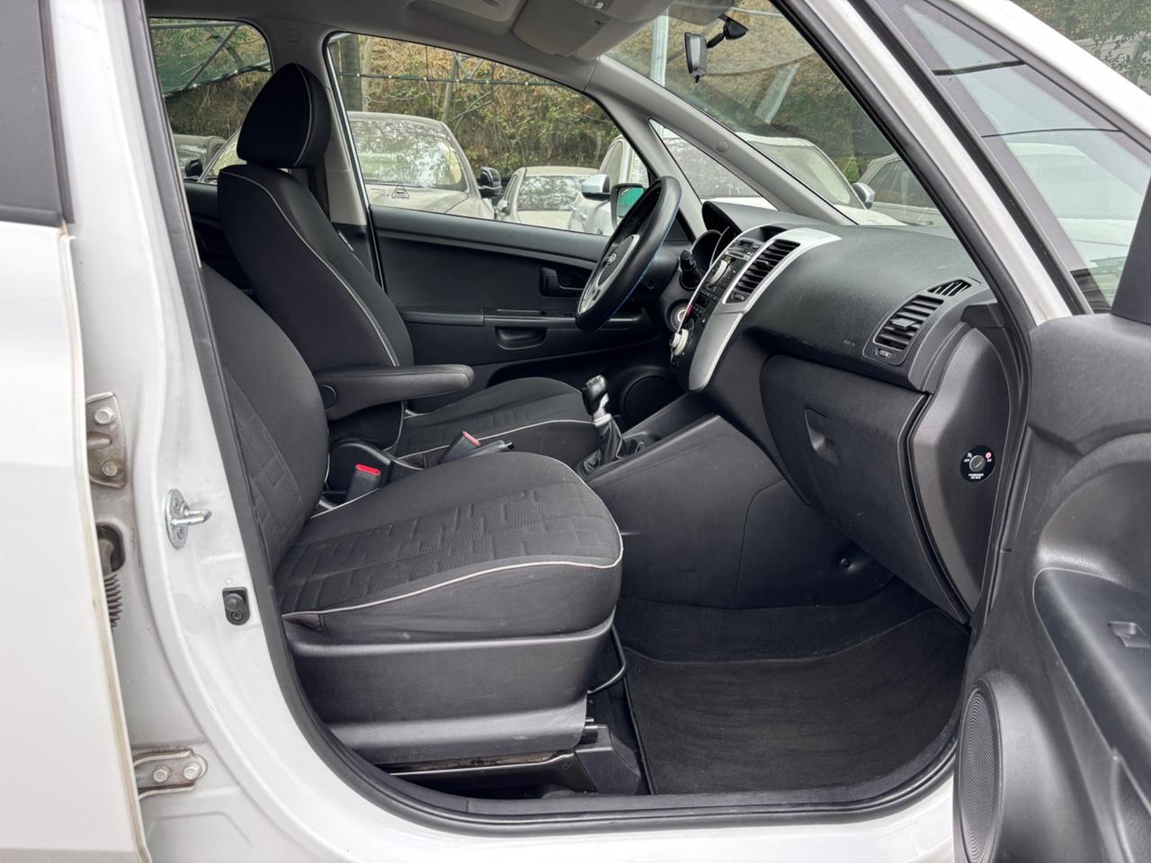 Kia Venga 1.4 benzina OK NEOPATENTATI