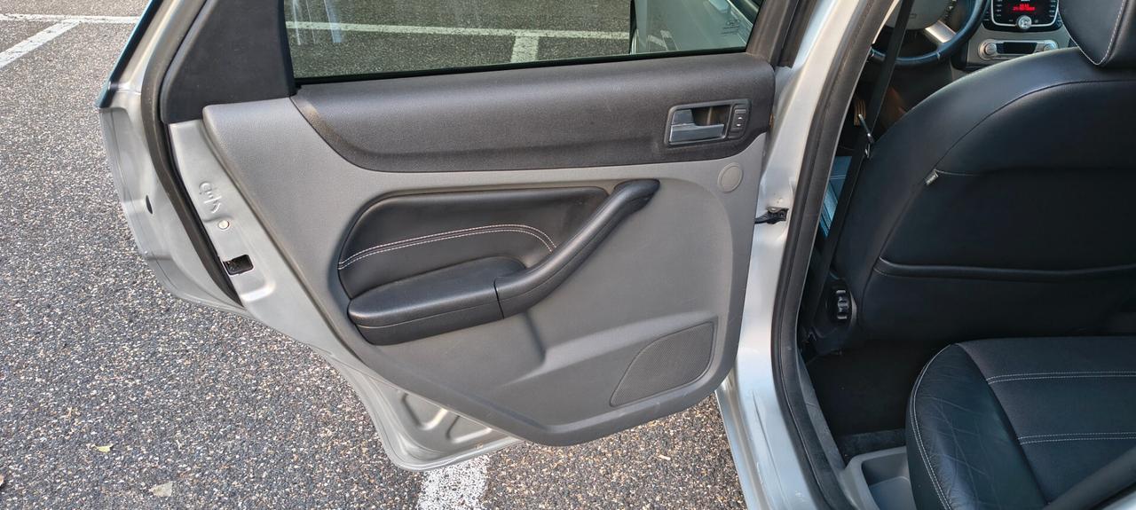 Ford Focus 1.6 TDCi (90CV) 5p. Tit.