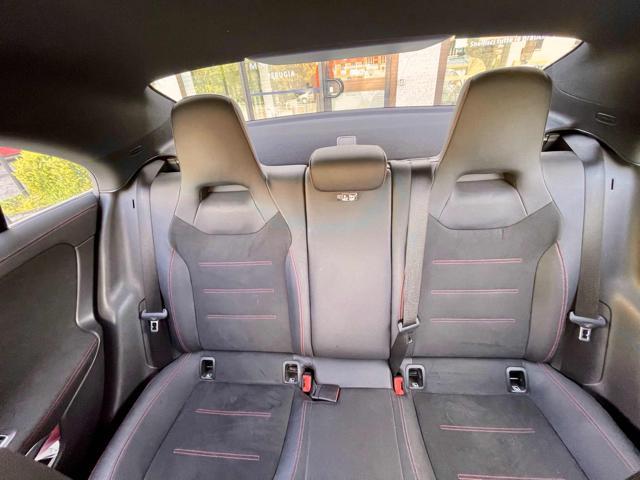 MERCEDES-BENZ CLA 200 d Automatic Premium proMMo!
