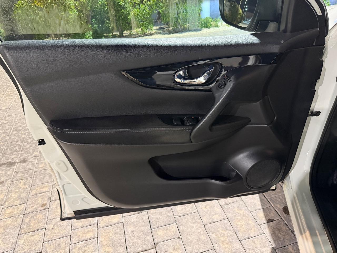 Nissan Qashqai 1.5 dCi Visia