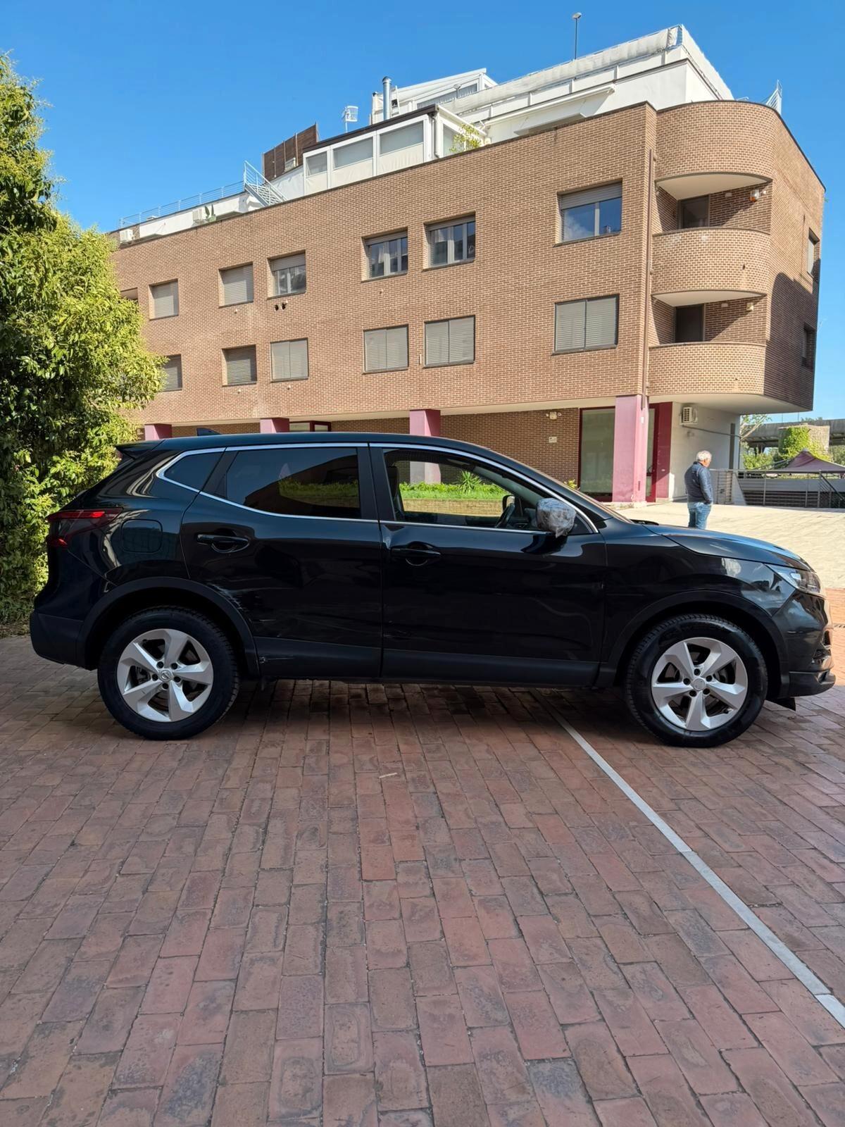 Nissan Qashqai 1.5 dCi Visia