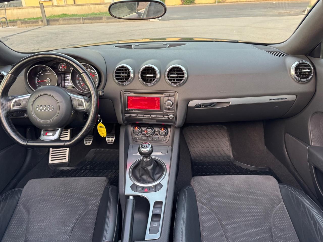 Audi TT Cabrio 2.0 TDI “QUATTRO/S-LINE”