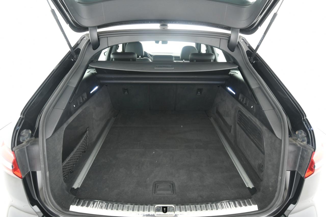 Audi A6 Avant 40 2.0 TDI S tronic Business Sport