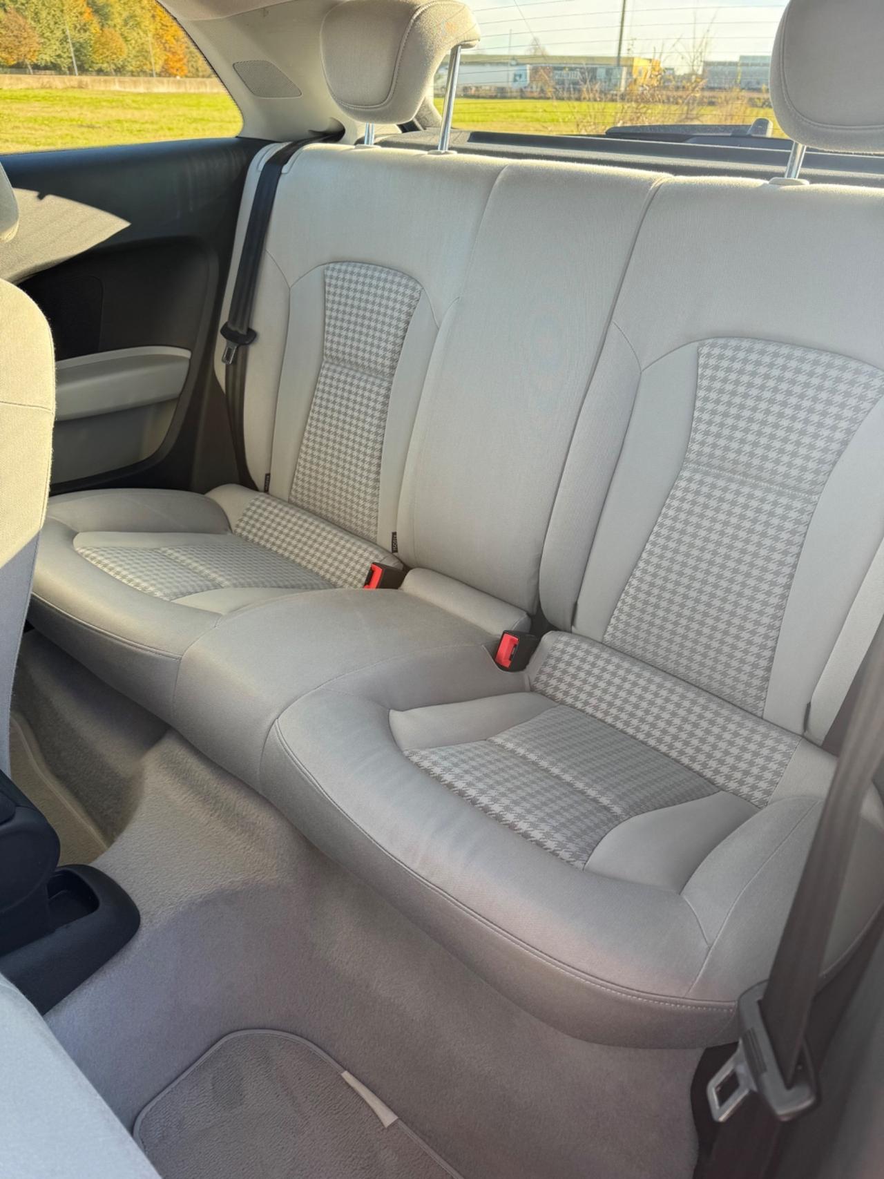 Audi A1 SPB 1.6 TDI 105 CV Ambition