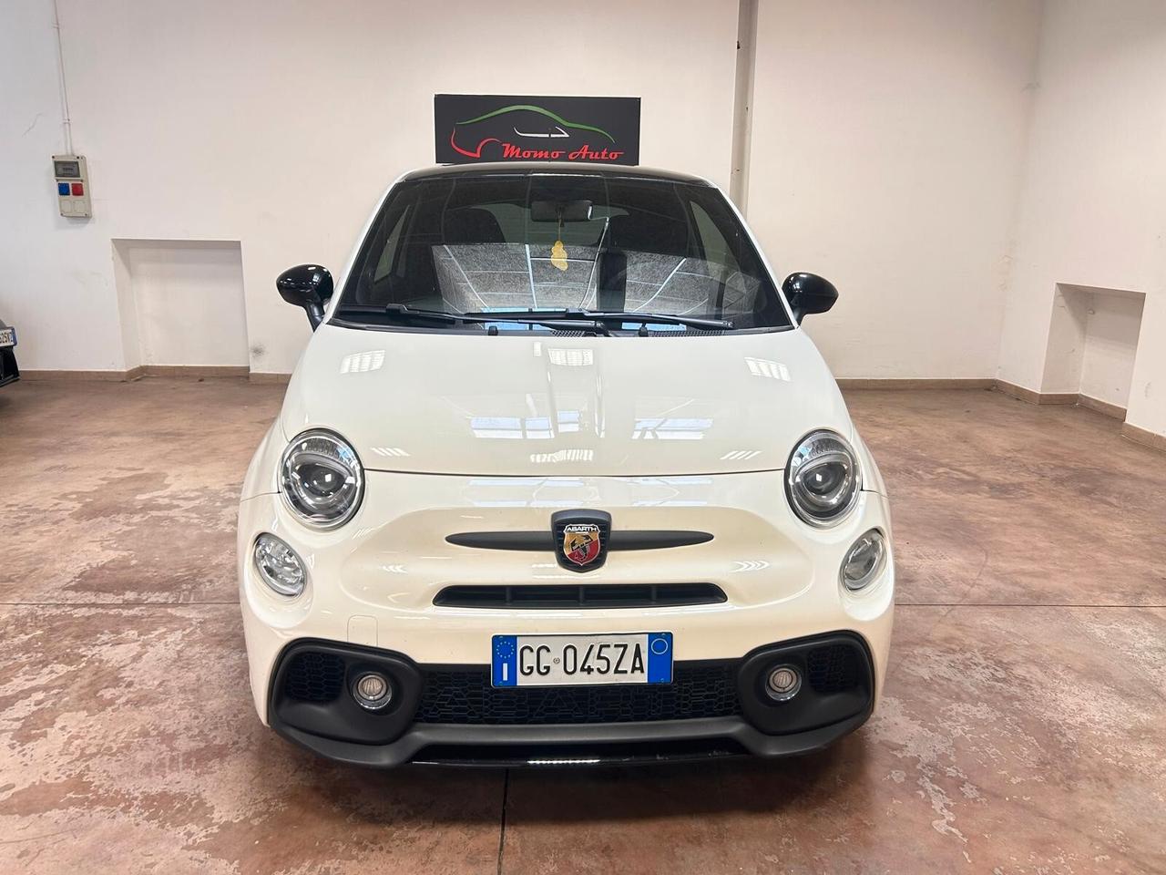 Abarth 695 1.4 Turbo T-Jet 180 CV Esseesse
