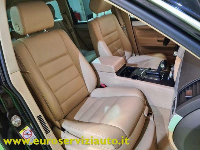 VOLKSWAGEN Touareg 3.0 V6 TDI DPF tiptronic Exclusive