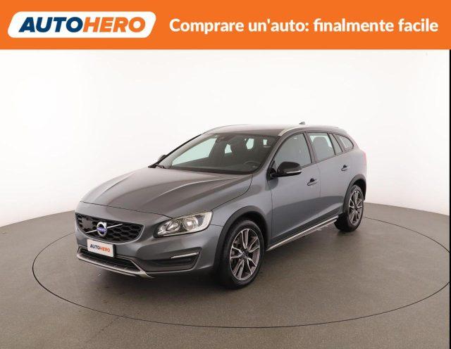VOLVO V60 Cross Country D3 Momentum
