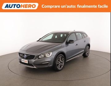 VOLVO V60 Cross Country D3 Momentum