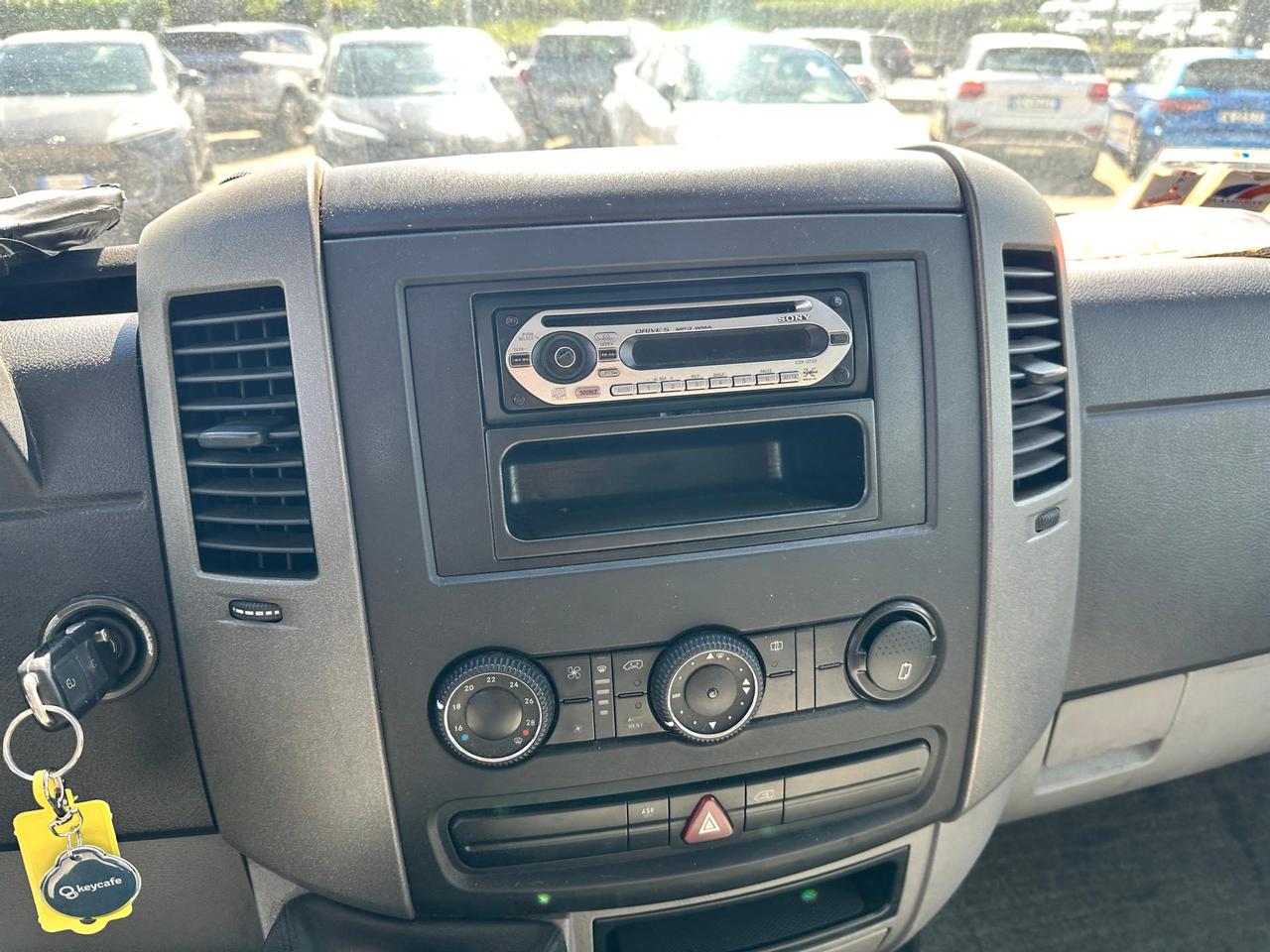 Volkswagen Crafter 35 2.5 TDI 136CV PM-DC Cabinato