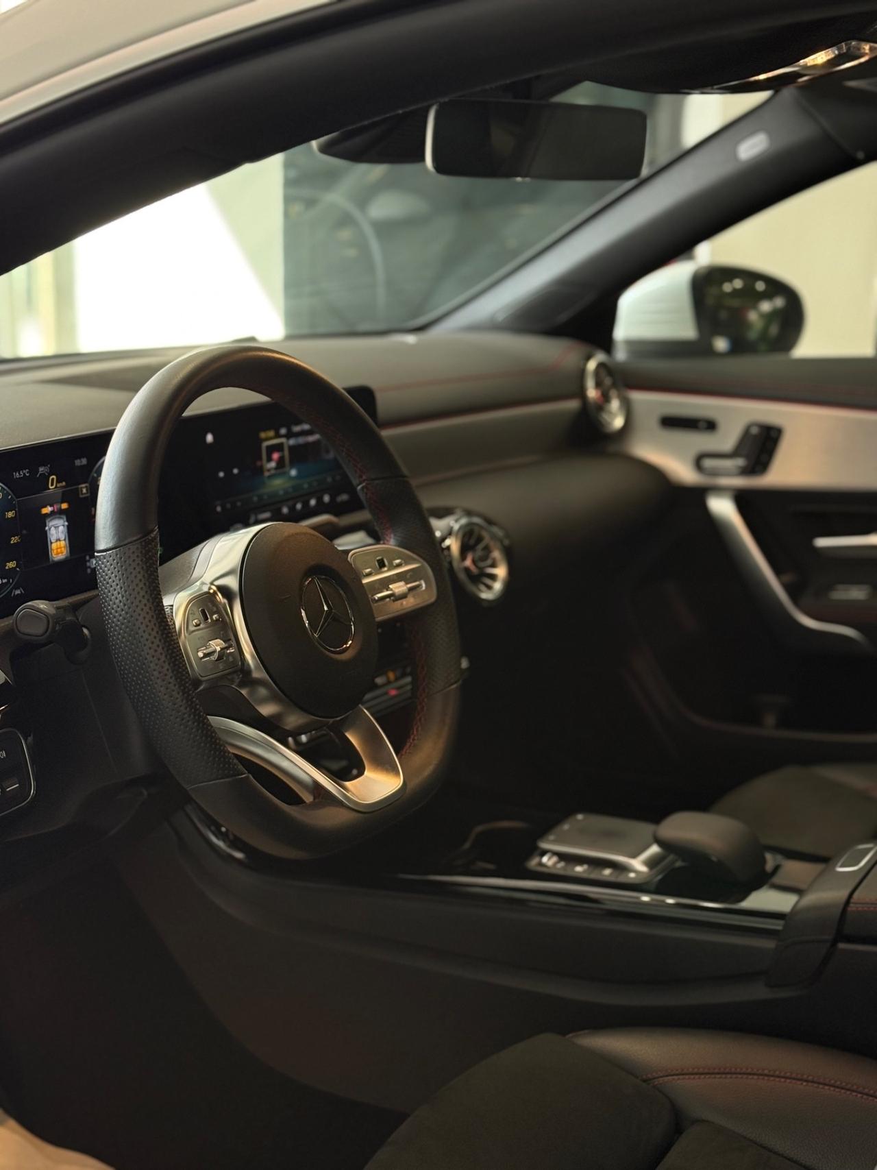 Mercedes-benz CLA 200 d Automatic Premium