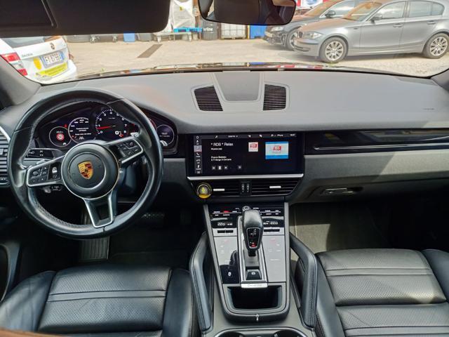 PORSCHE Cayenne 3.0 V6