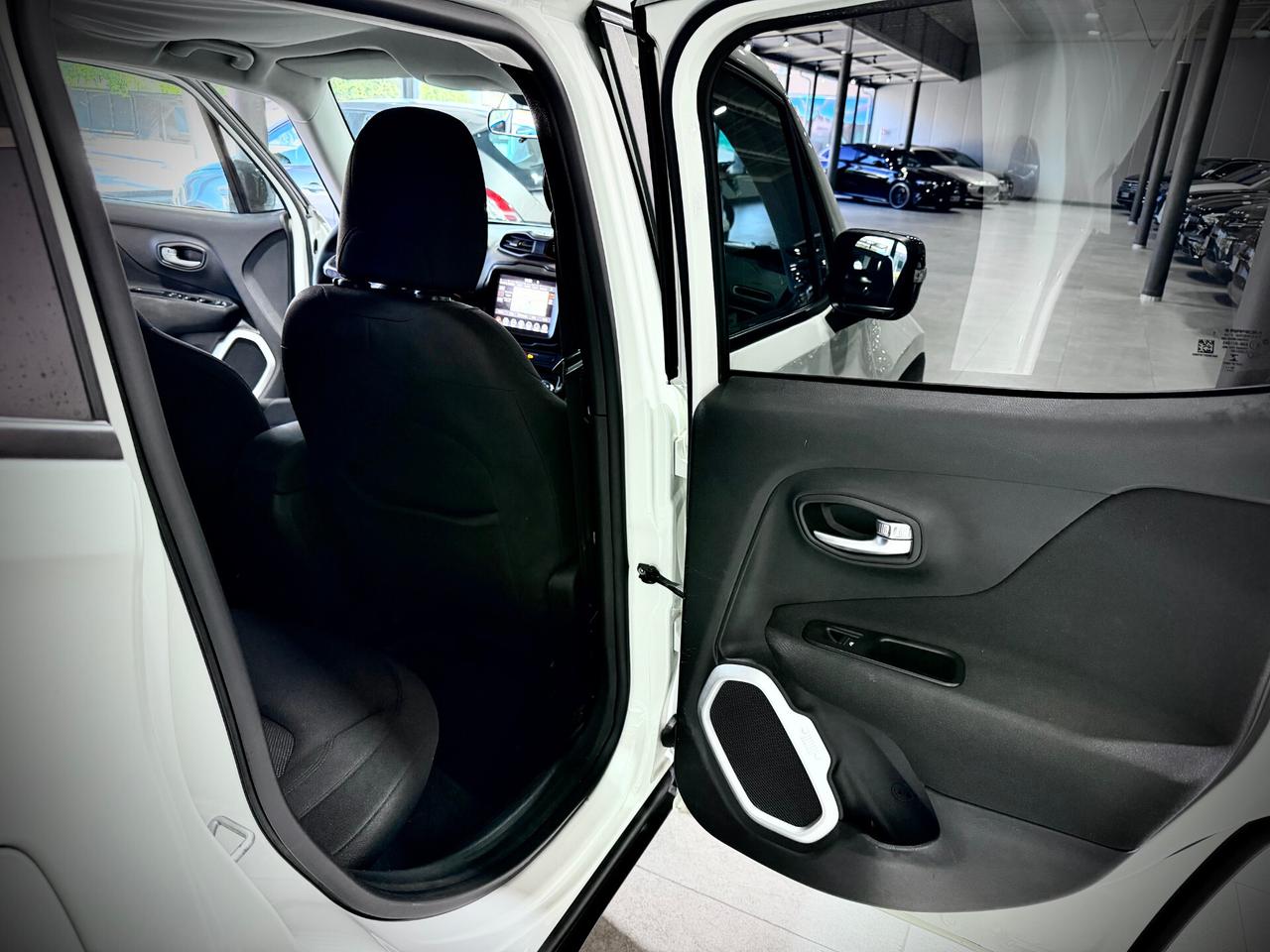 Jeep Renegade 1.6 MJT 120CV Night Eagle