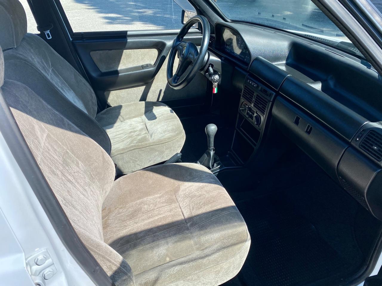 Fiat Uno 60 5 porte SX. SCIONERI