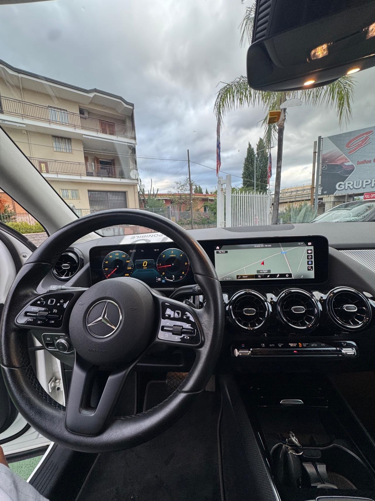 Mercedes-benz GLA 180 d Automatic Sport