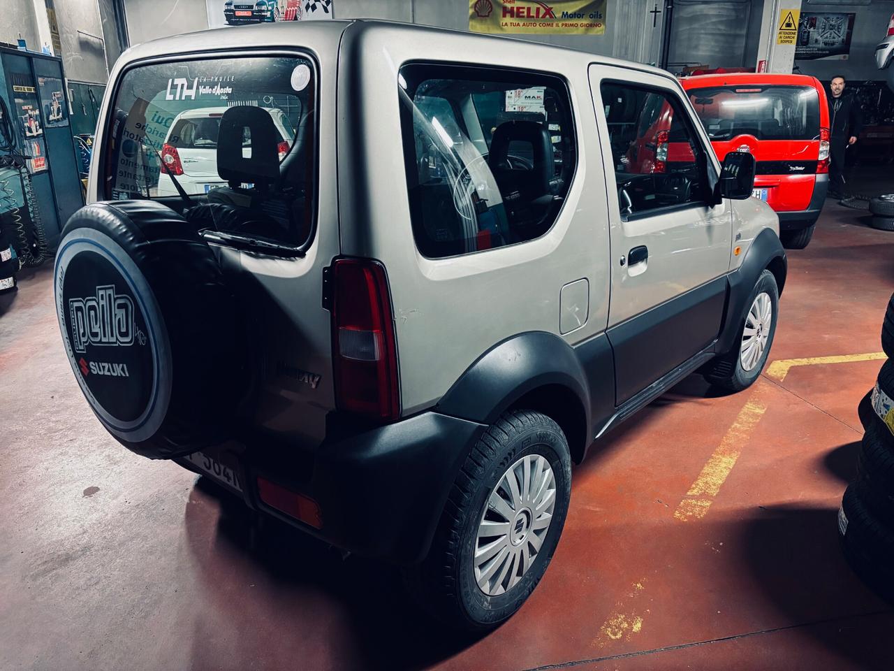 Suzuki Jimny 1.3i 16V cat 4WD JX