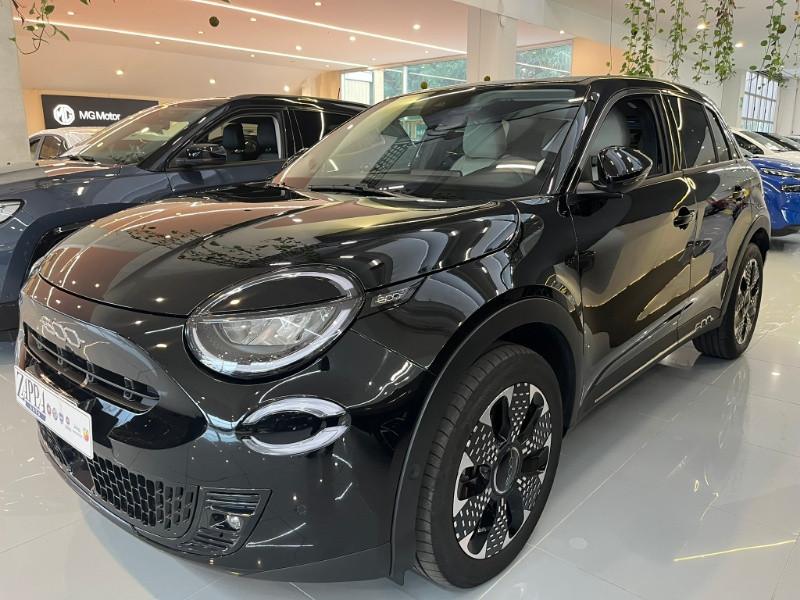 FIAT 600 Hybrid 100 CV DCT MHEV La Prima