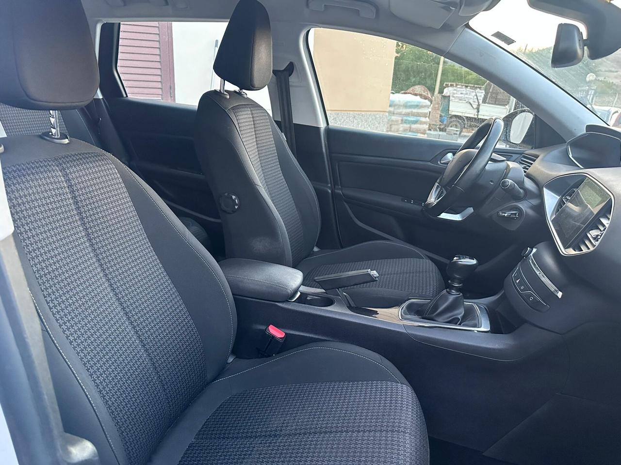 Peugeot 308 BlueHDi 100 S&S SW Active