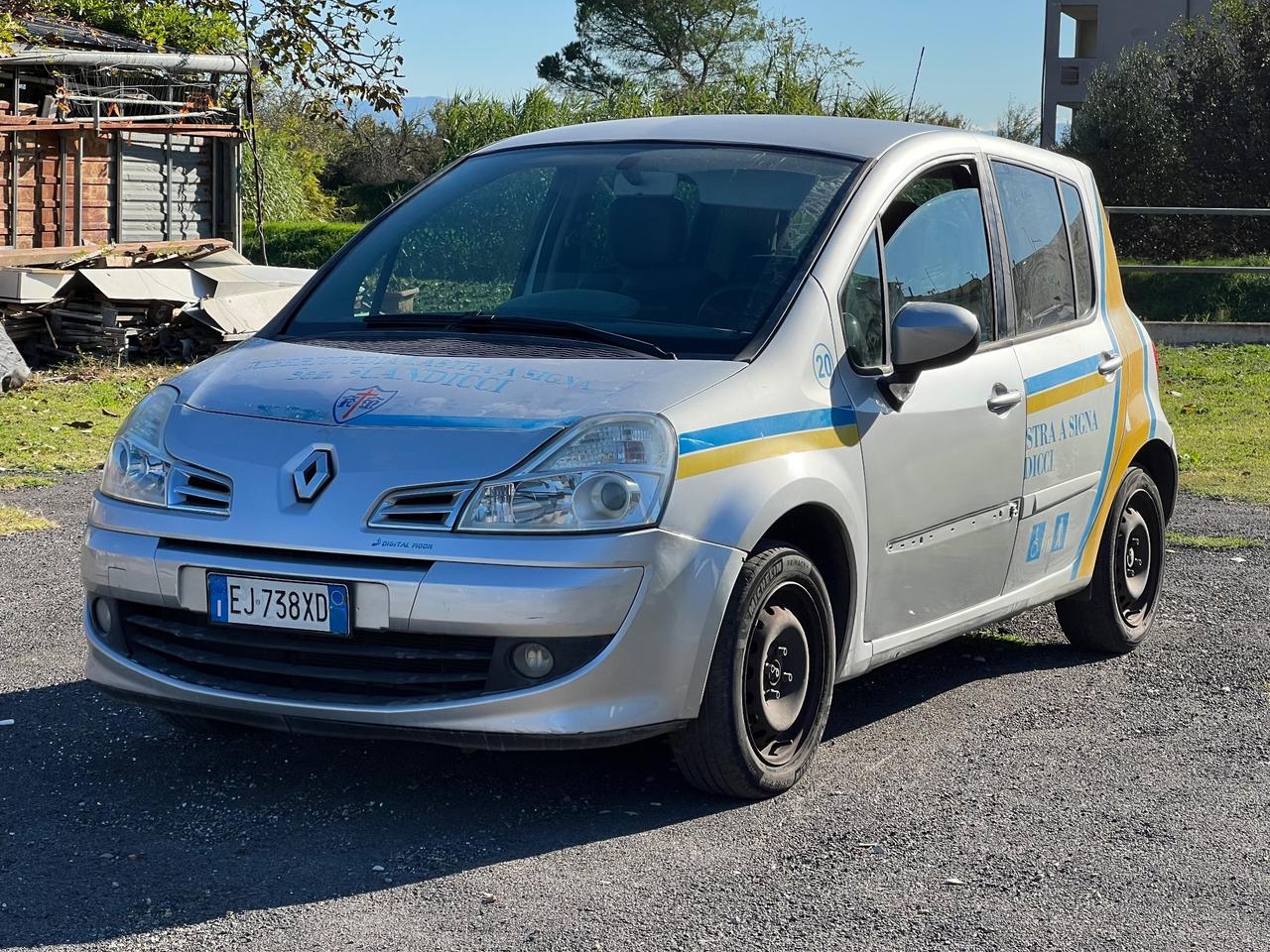 Renault Modus 1.2 PER OPERATORI DEL SETTORE