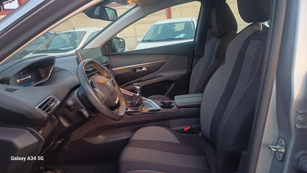 Peugeot 3008 BlueHDi 130 S&S Active