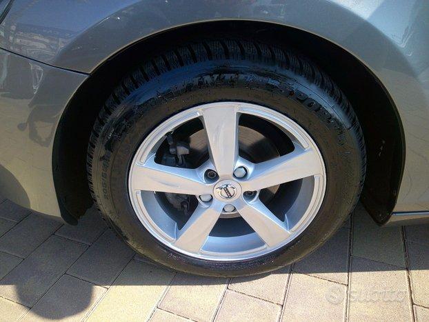 Volvo V40 Cross Country D2 120cv