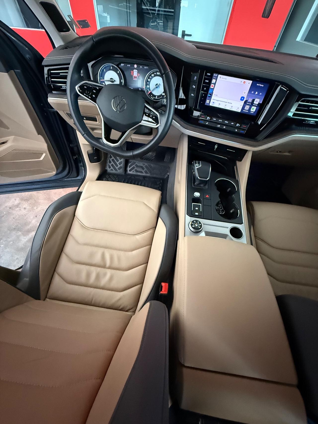 Volkswagen Touareg 3.0 V6 TDI SCR Atmosphere